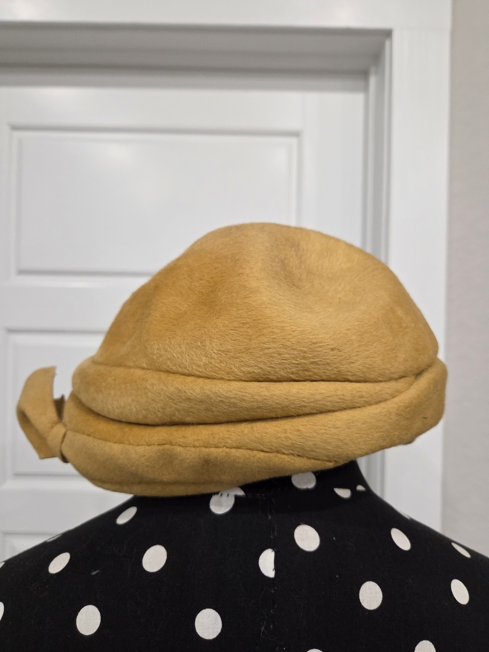Herbert Bernard Original New York Vintage Mustard Hat Size 22.5
